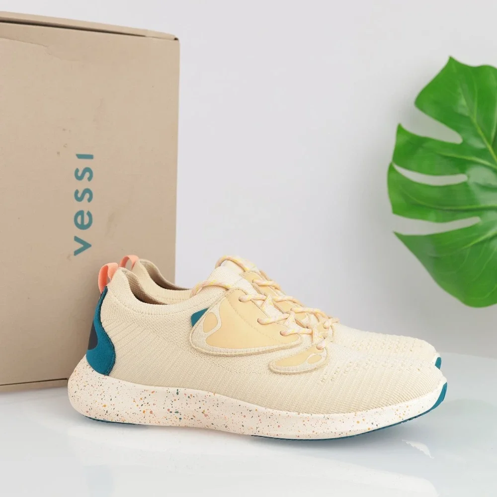 Vessi Womens Everyday 2.0 Sneakers Size 10 Waterproof Birthday Tan Lace Up Shoes